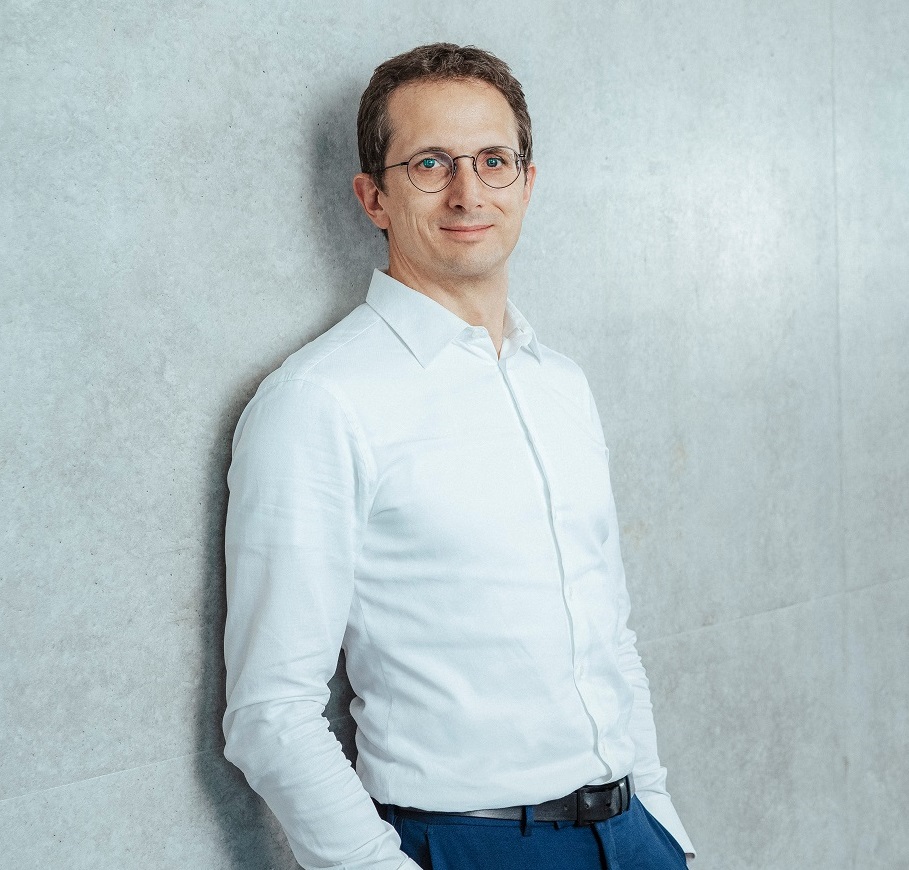 Dr. Dominik Heiß